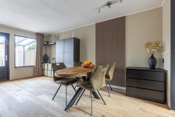 Photo 4 of Oosterhoutstraat 45