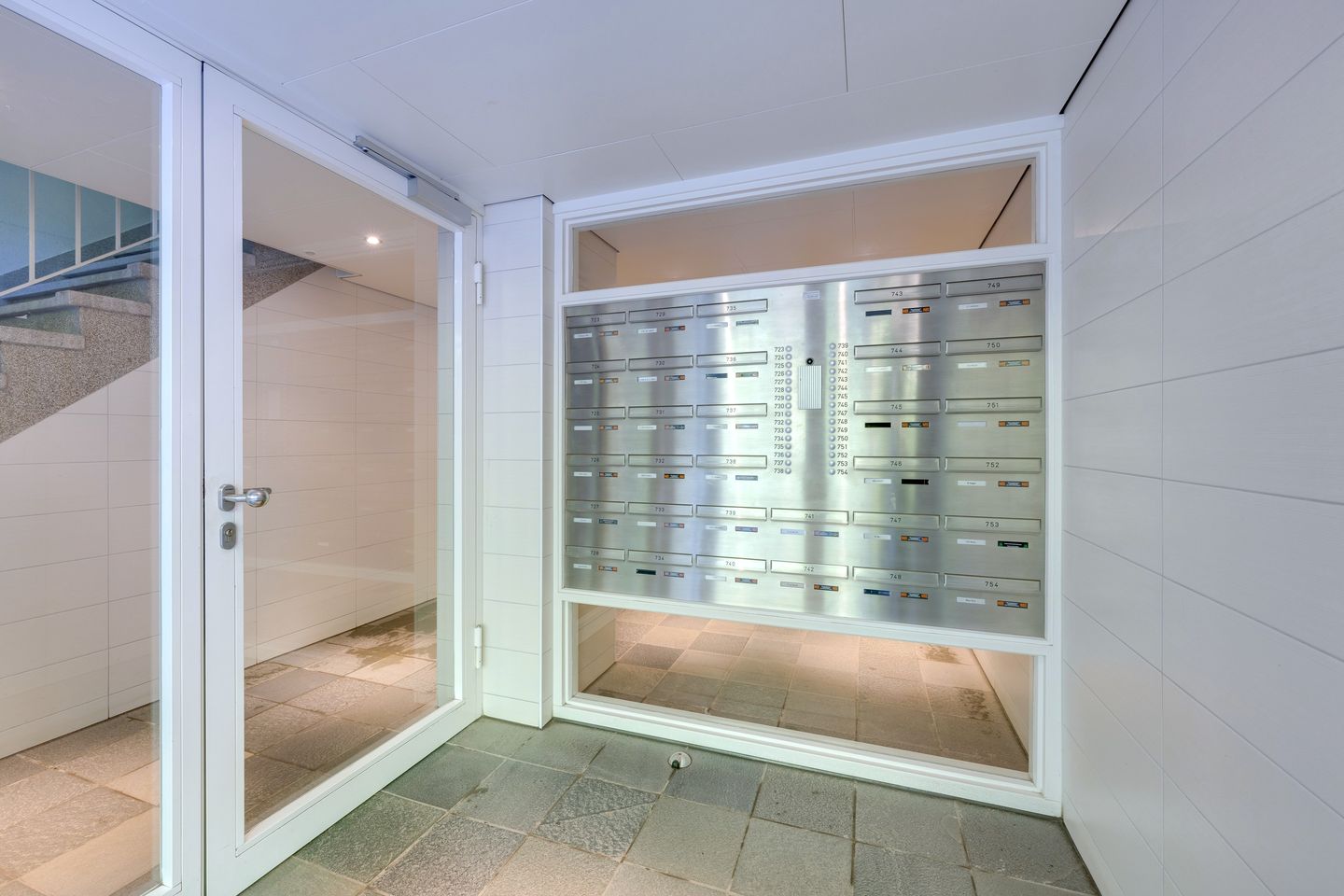 Foto 5 van Van Nijenrodeweg 732