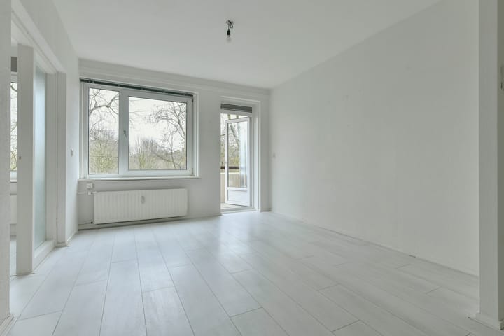 Foto 8 van Van Nijenrodeweg 732