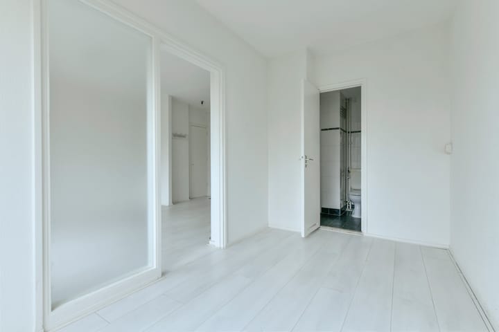 Foto 14 van Van Nijenrodeweg 732