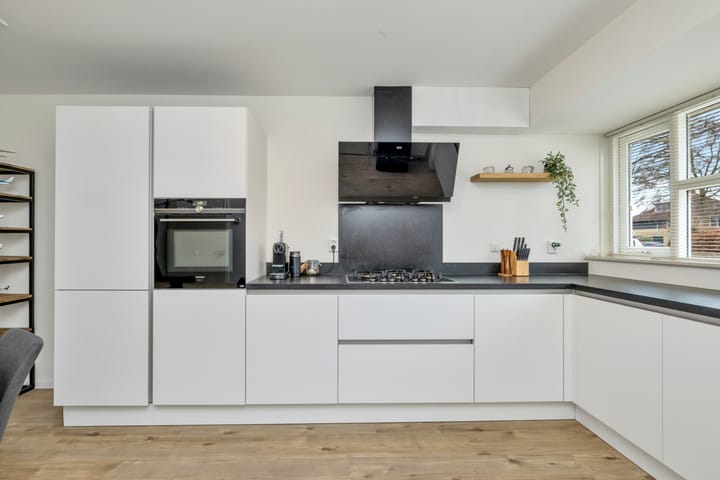 Foto 13 van Escudo 47