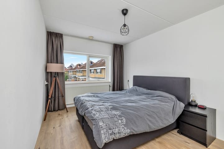 Foto 25 van Escudo 47