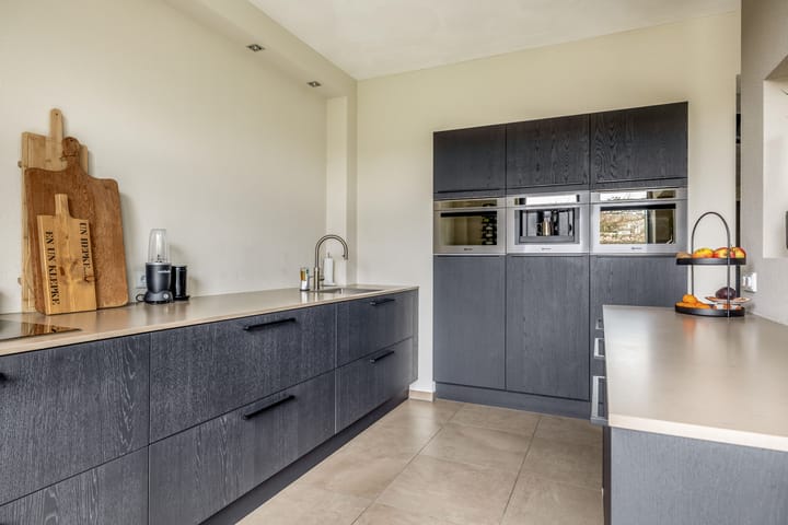 Photo 15 of Monseigneur Zwijsenstraat 6