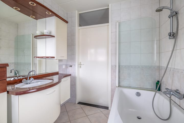 Photo 24 of Monseigneur Zwijsenstraat 6