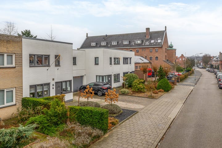 Photo 30 of Monseigneur Zwijsenstraat 6