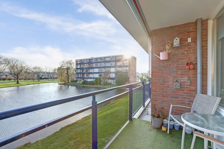 Photo 9 of Roosstraat 10