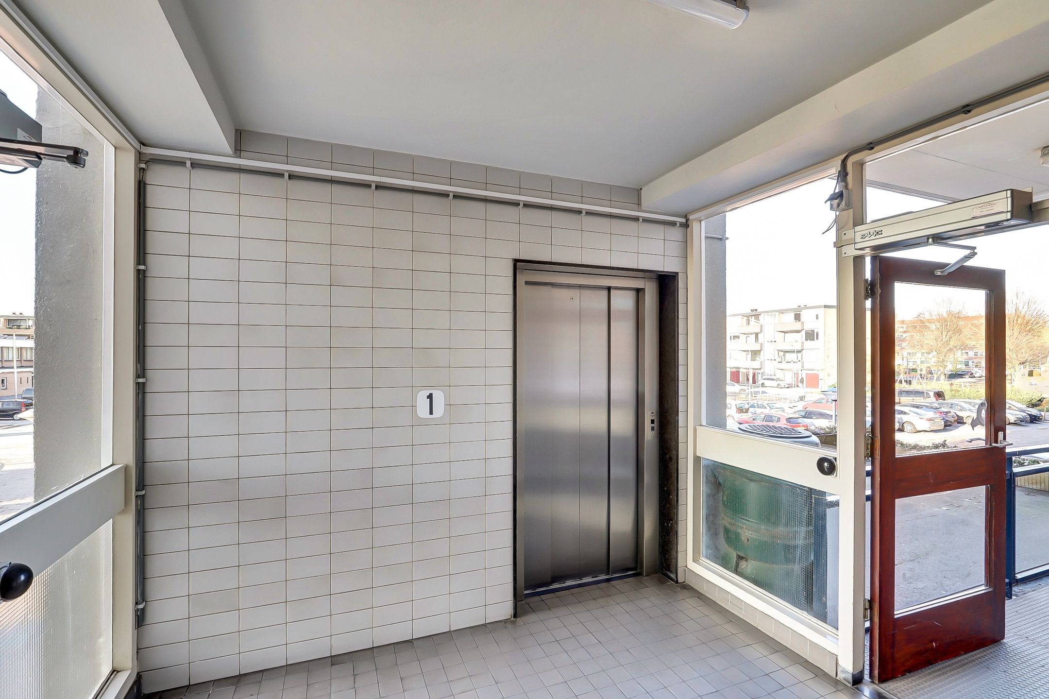 Foto 30 van Roosstraat 10