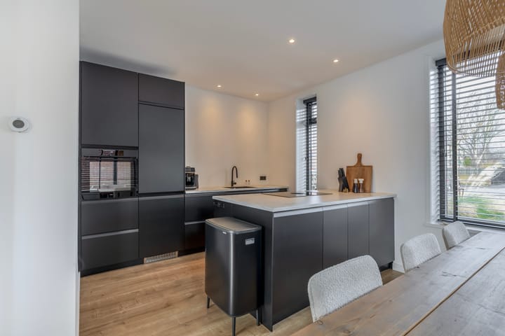 Foto 13 van Jacob van Heemskerckstraat 42-A