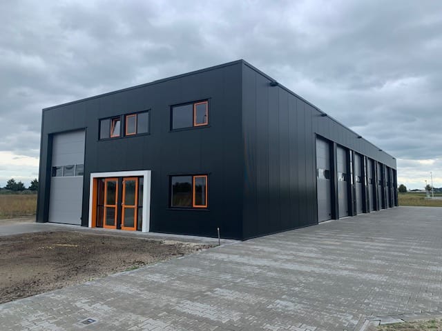 View photo 2 of Waterkracht 12