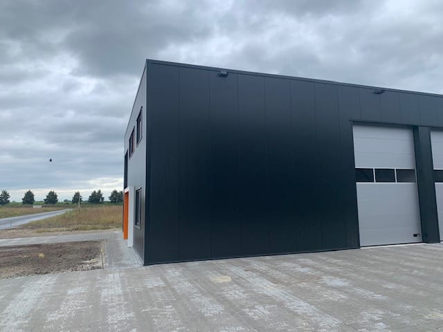 View photo 4 of Waterkracht 12