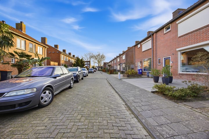 Foto 6 van Emiliastraat 9