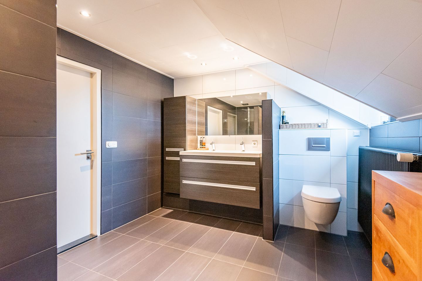 Foto 29 van Dahliastraat 23