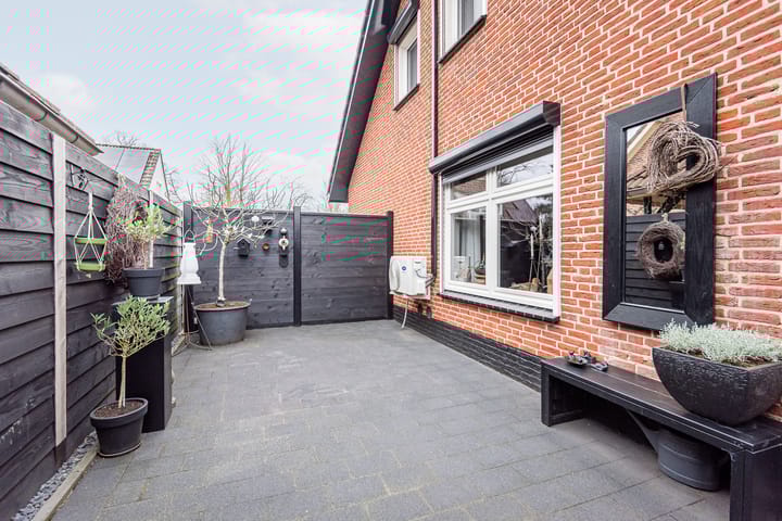 Foto 44 van Dahliastraat 23