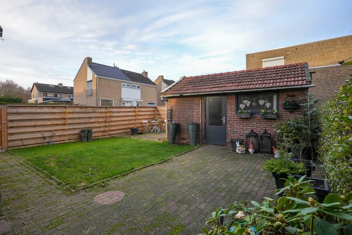 Foto 19 van Donatusstraat 24