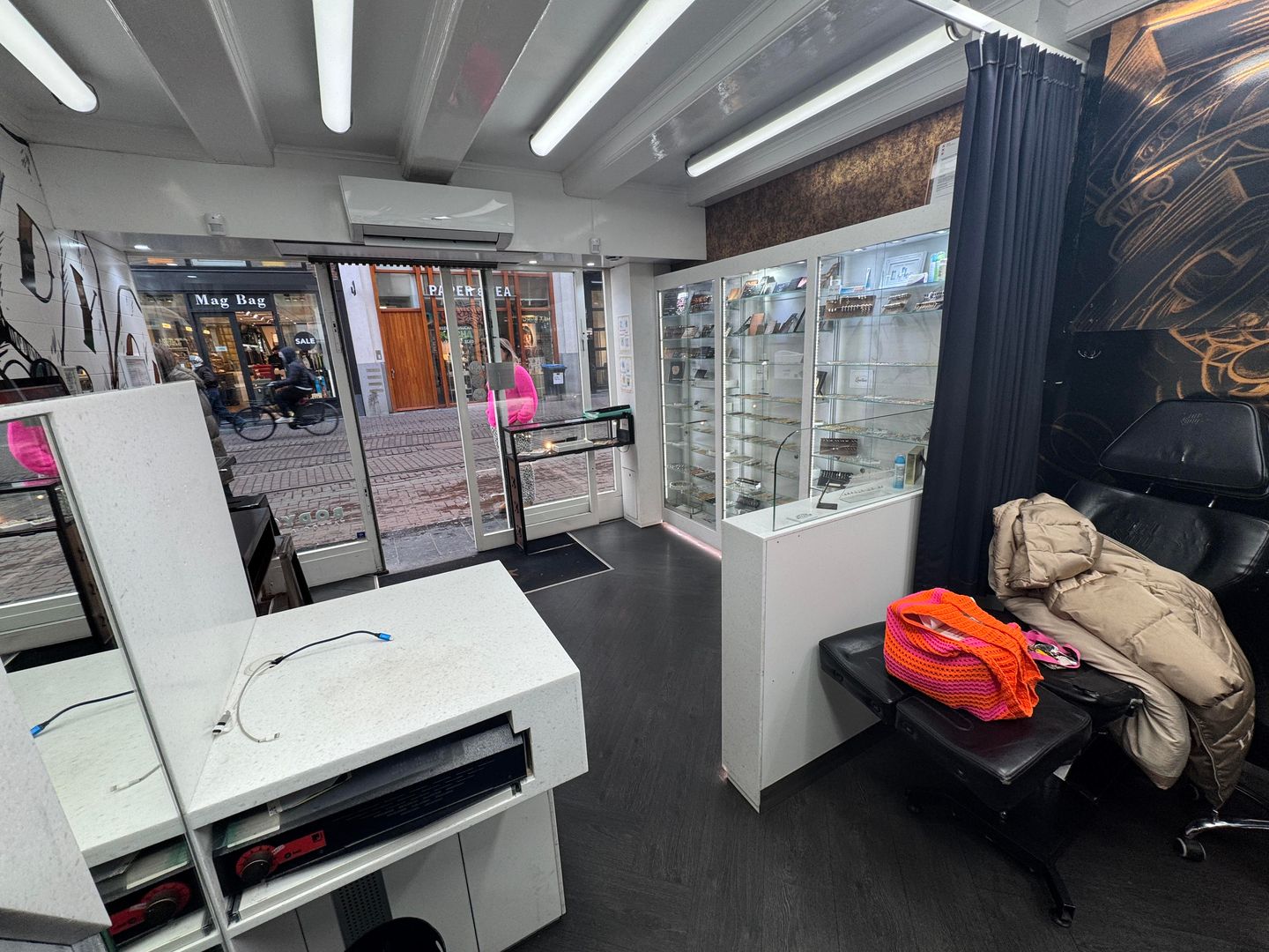 View photo 3 of Leidsestraat 40