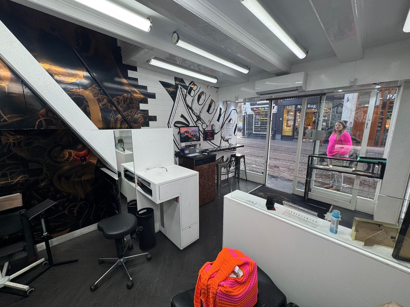 View photo 4 of Leidsestraat 40