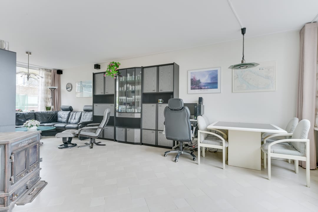 Foto 8 van van Vosbergenlaan 8