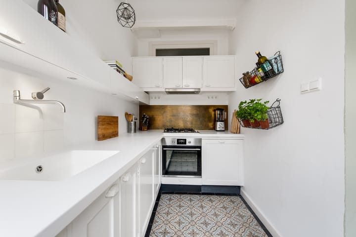 Photo 18 of Van Kinsbergenstraat 9