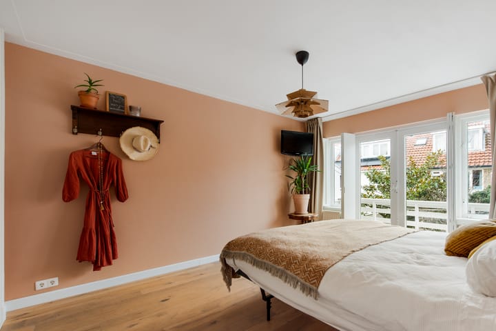 Photo 26 of Van Kinsbergenstraat 9