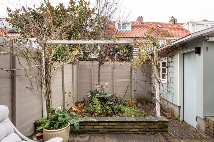 Photo 43 of Van Kinsbergenstraat 9