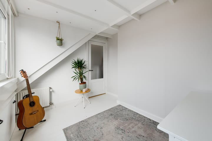 Photo 36 of Van Kinsbergenstraat 9