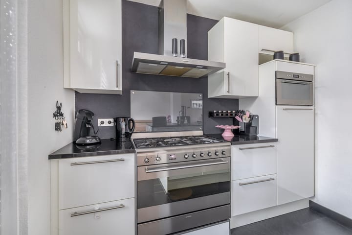 Foto 10 van Racinestraat 79