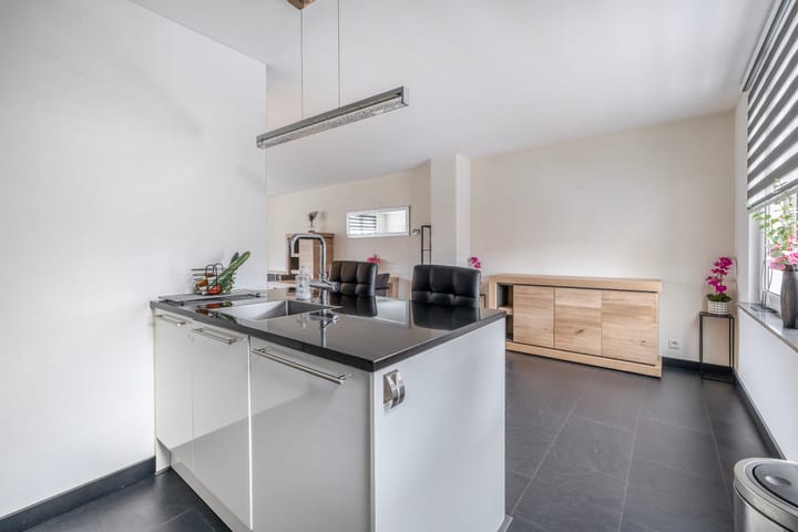 Foto 11 van Racinestraat 79