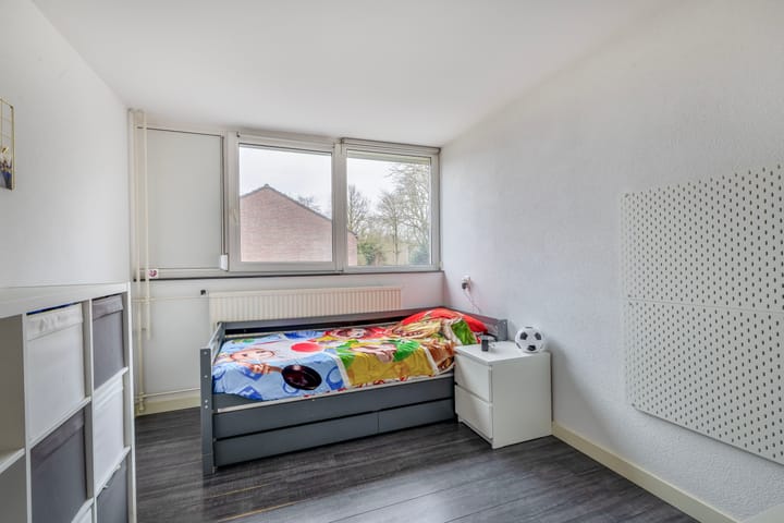 Foto 15 van Racinestraat 79