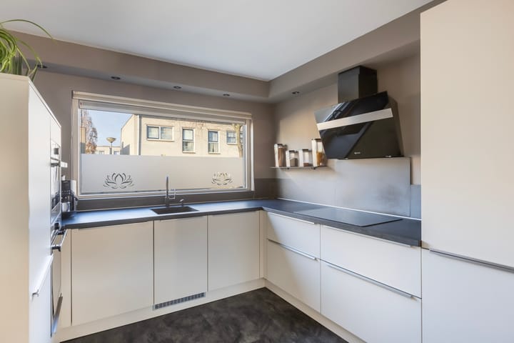 Foto 10 van Volkerakstraat 12