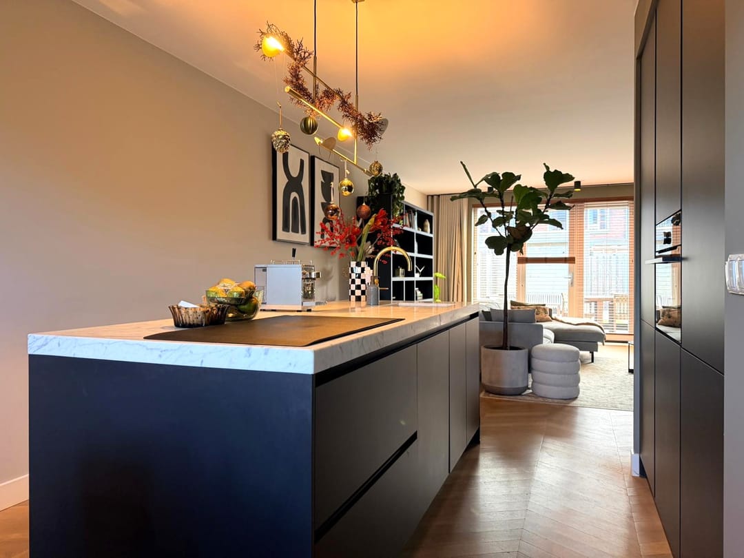 Photo 8 of Van der Waalsstraat 104