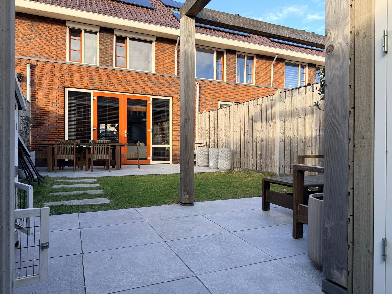 Photo 18 of Van der Waalsstraat 104