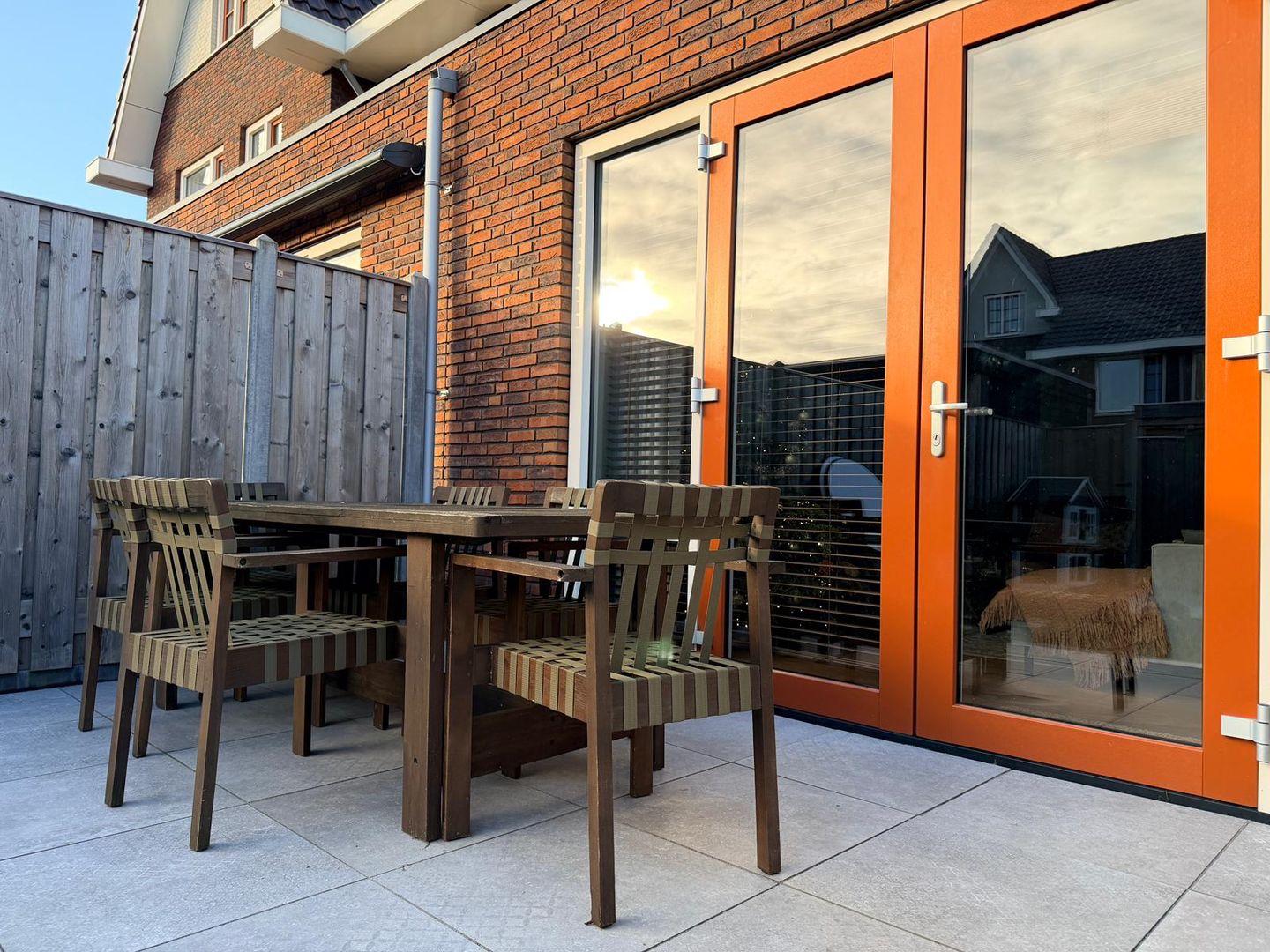 Photo 20 of Van der Waalsstraat 104
