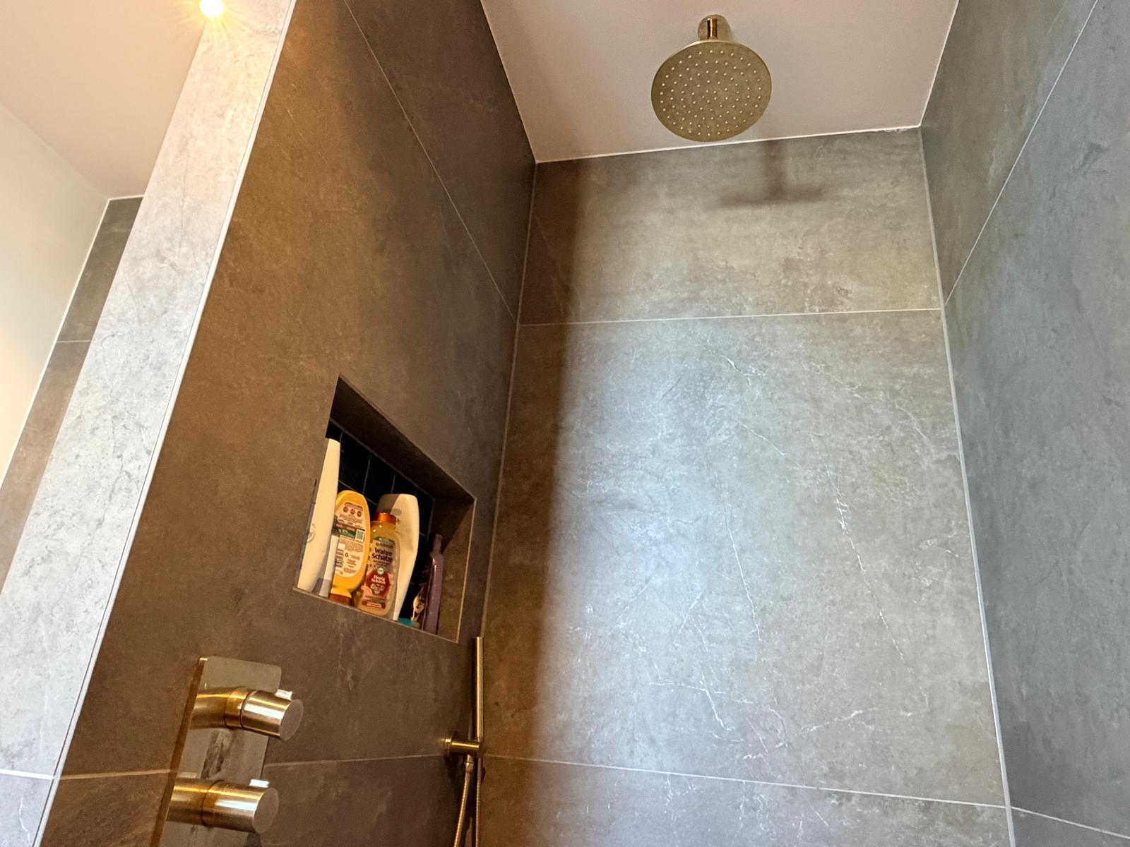 Photo 30 of Van der Waalsstraat 104