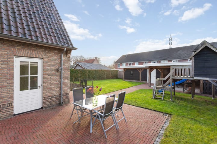 Photo 18 of Peuverstraat 27