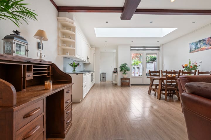 Foto 12 van Van 't Hoffstraat 45