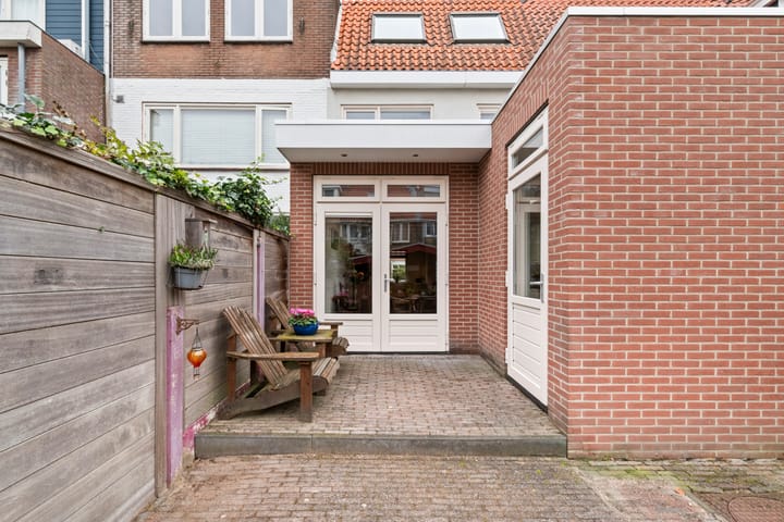 Foto 20 van Van 't Hoffstraat 45