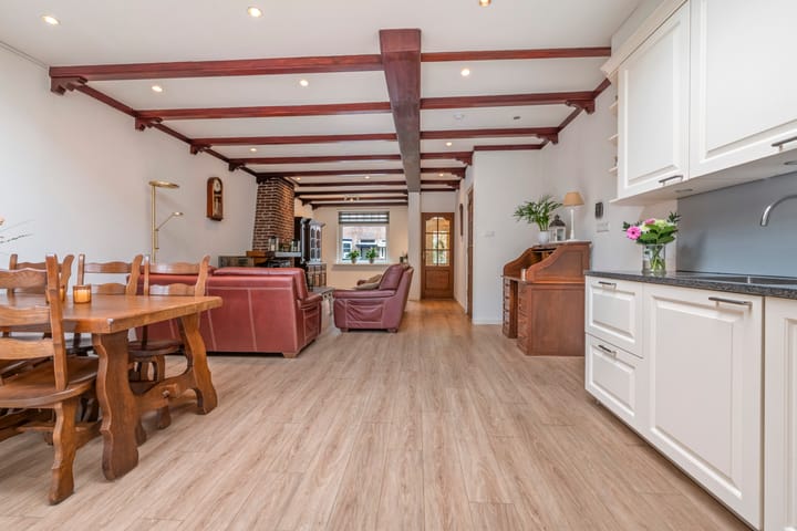 Foto 21 van Van 't Hoffstraat 45