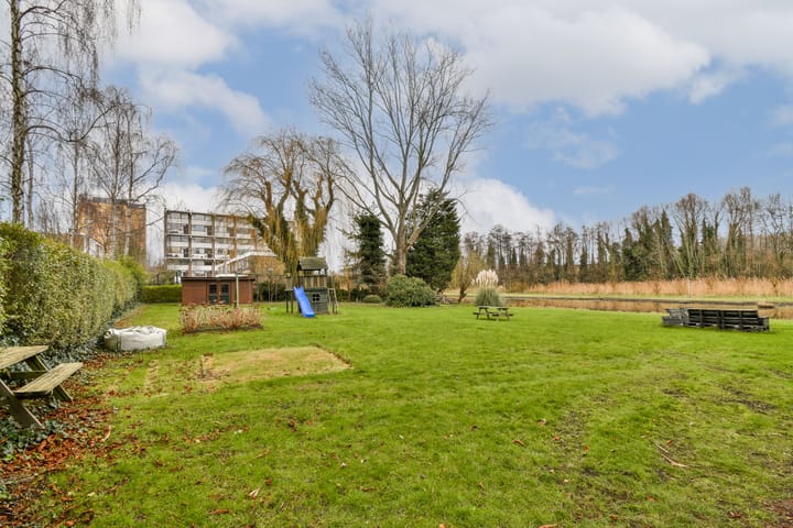 Photo 31 of van der Waalsstraat 83