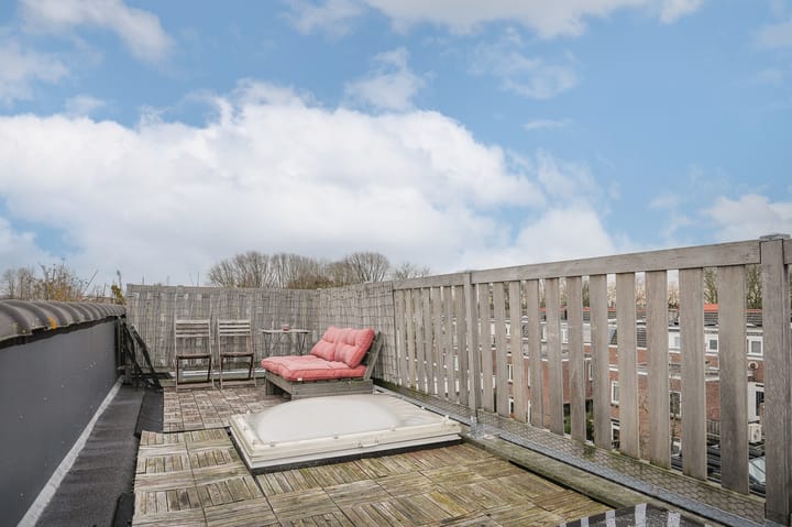 Photo 36 of Jan van den Doemstraat 1-B