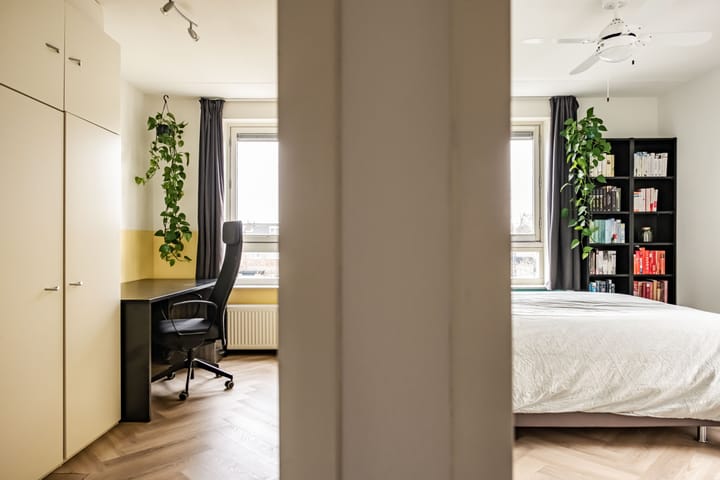 Photo 18 of Raadhuisstraat 20