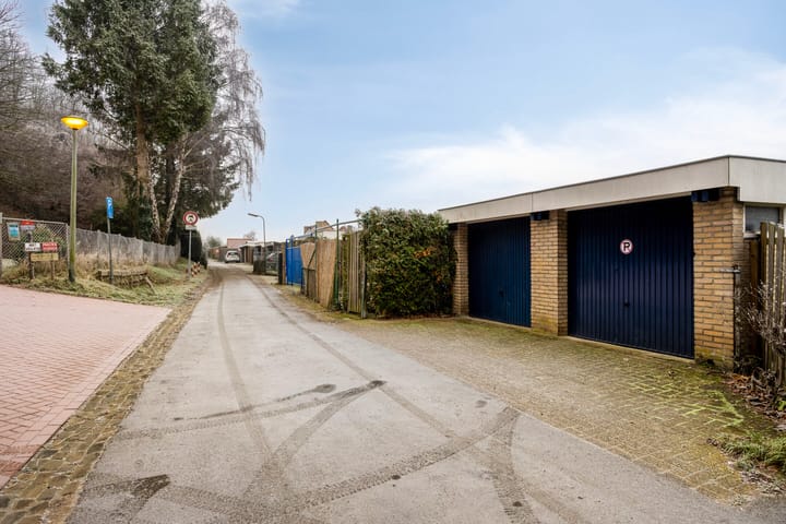 Foto 24 van Mergelweg 247