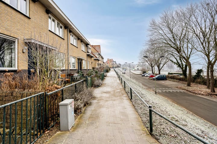 Foto 28 van Mergelweg 247