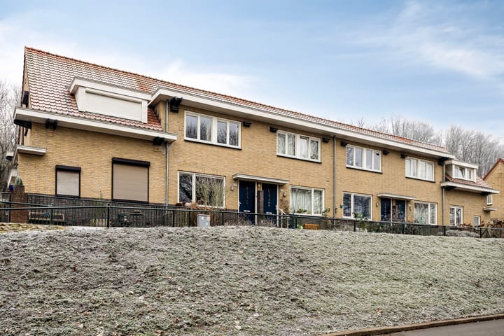 Foto 32 van Mergelweg 247