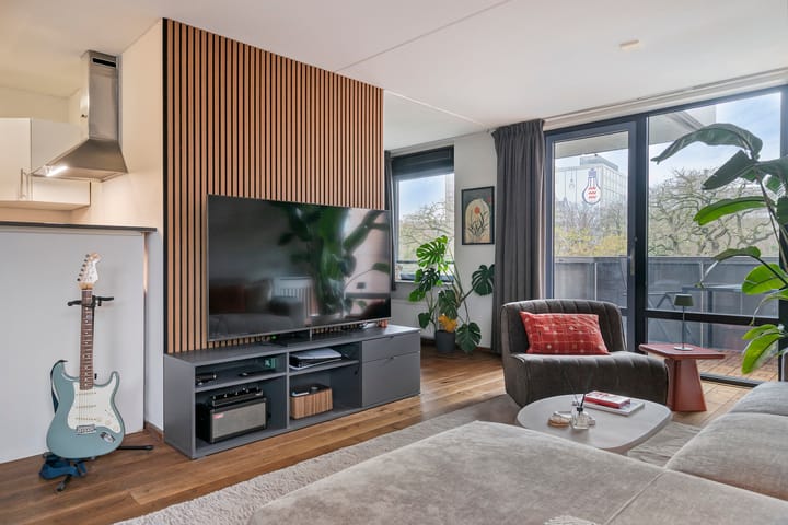 Foto 8 van Leeghwaterstraat 252