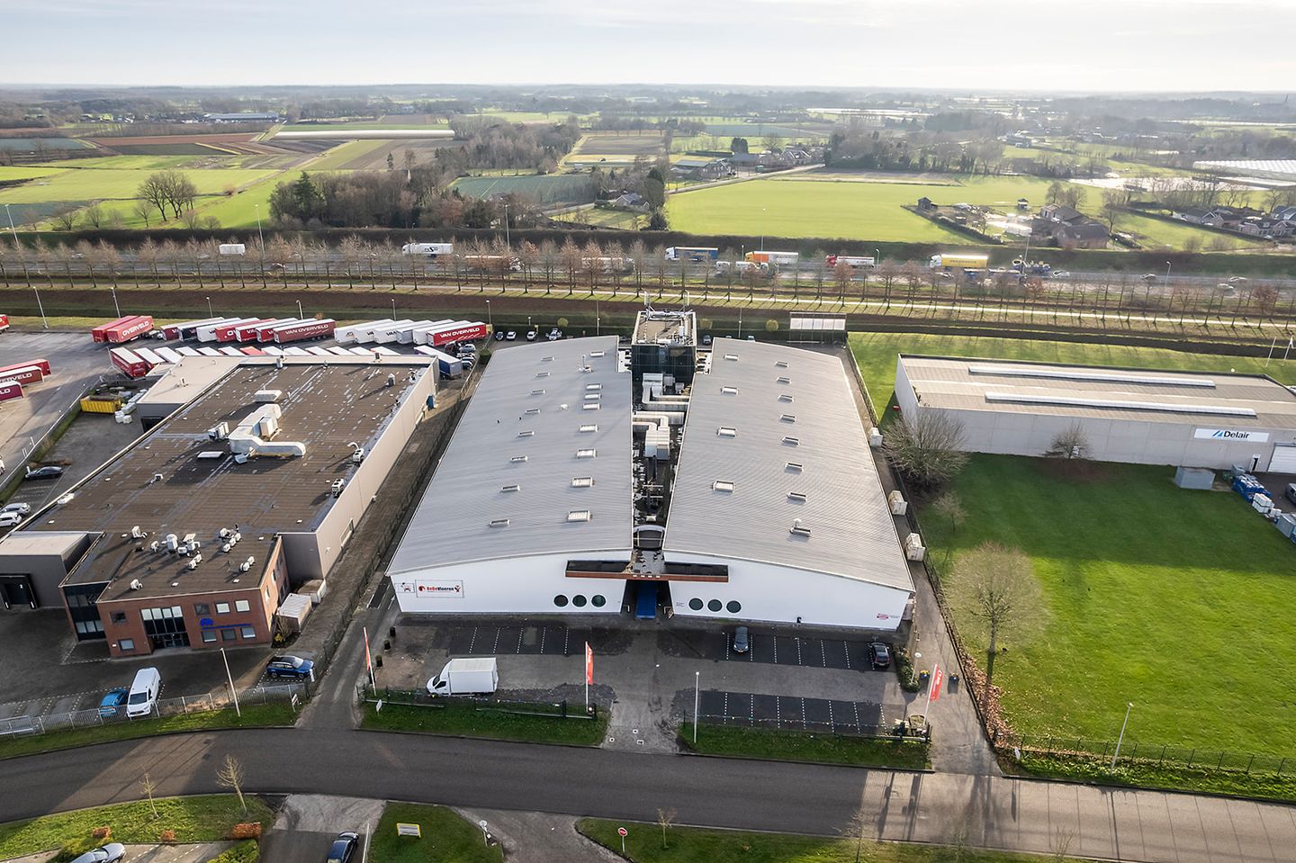 Bekijk foto 1 van Munnikenheiweg 37