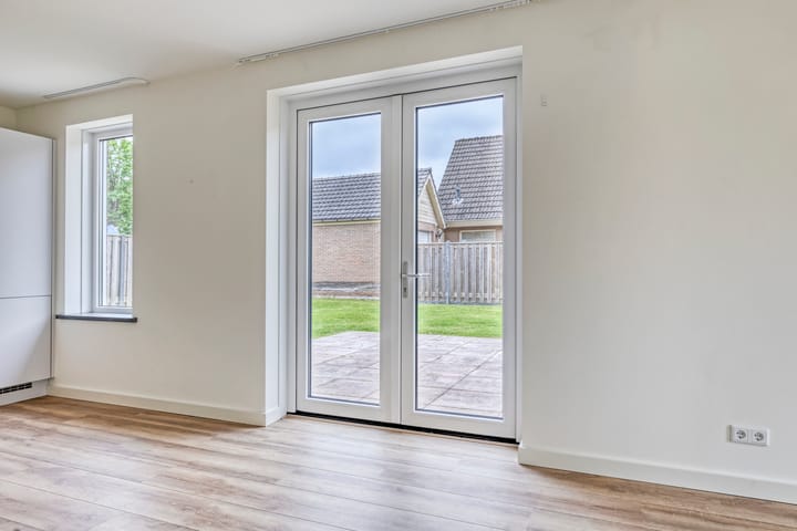 Photo 10 of Enkweg 1