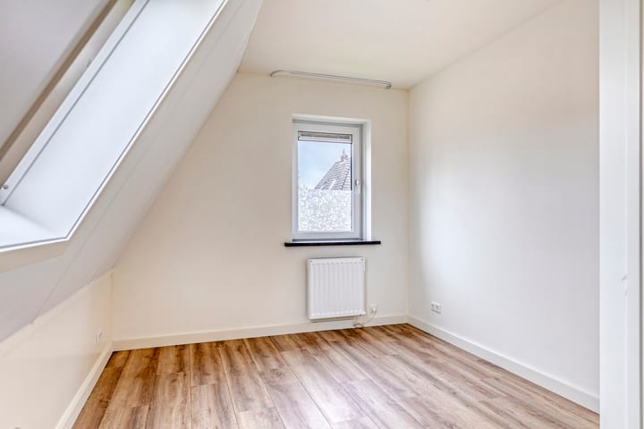 Photo 22 of Enkweg 1