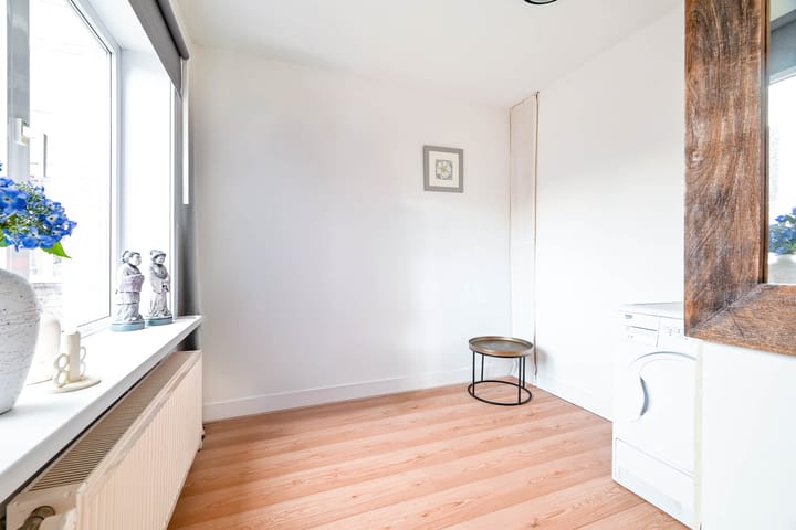 Foto 24 van Maasstraat 15