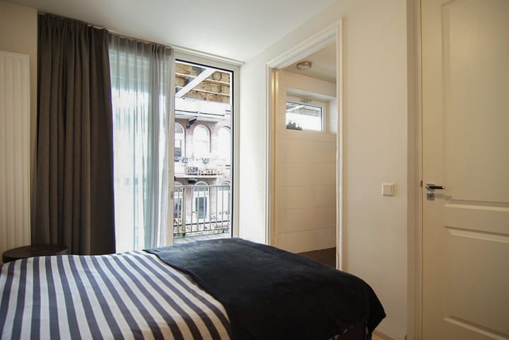 Foto 12 van Albert Cuypstraat 153-C