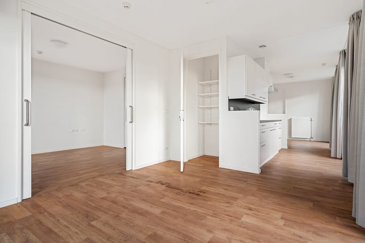 Photo 9 of Operaplein 267